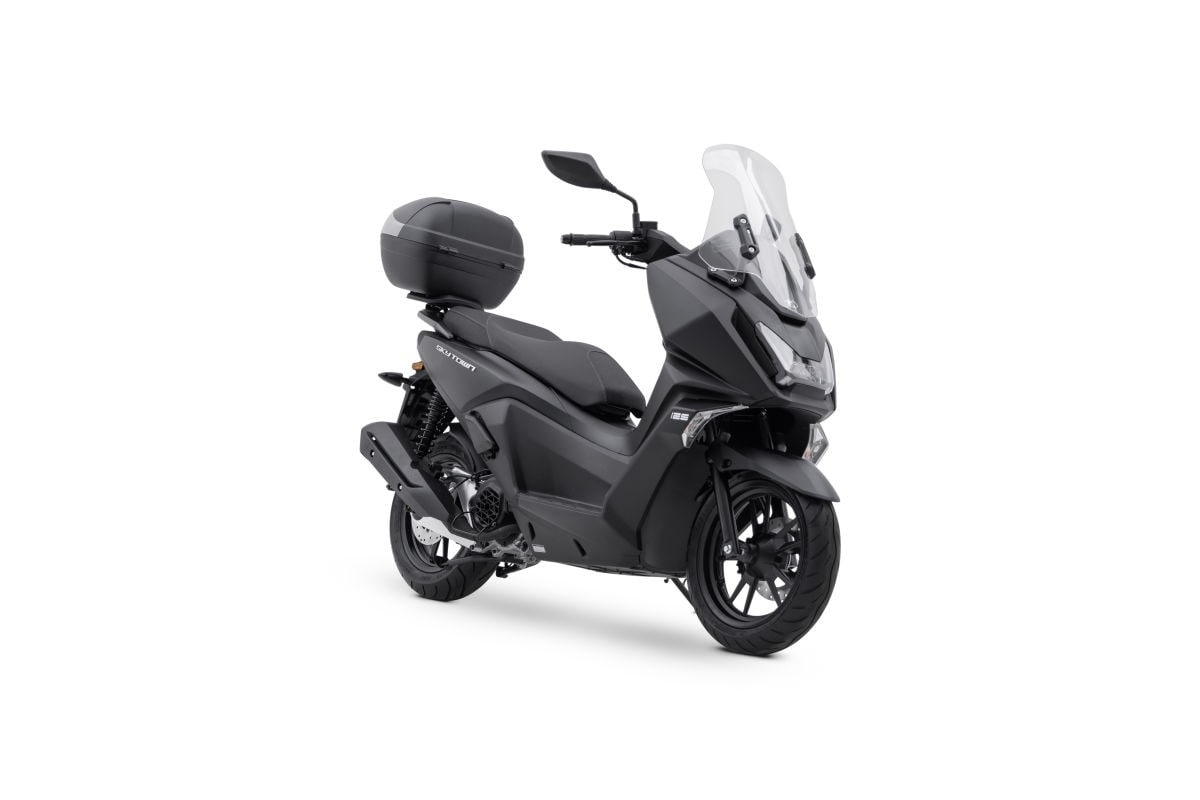 Kymco lancia il nuovo scooter Skytown 125
